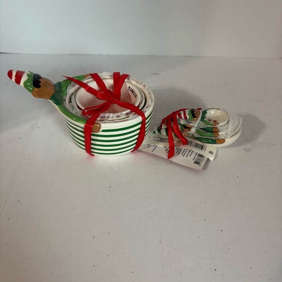Holiday Time Christmas Elf Measuring Cups and Spoons. - Picture 4 of 9